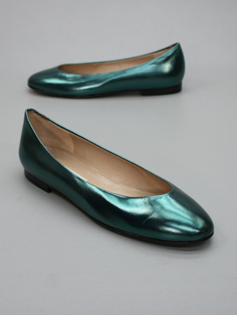 Andrea Carrano Ladies 10.5 Iridescent Teal Flats Slip-on Loafers Shoes - Italy